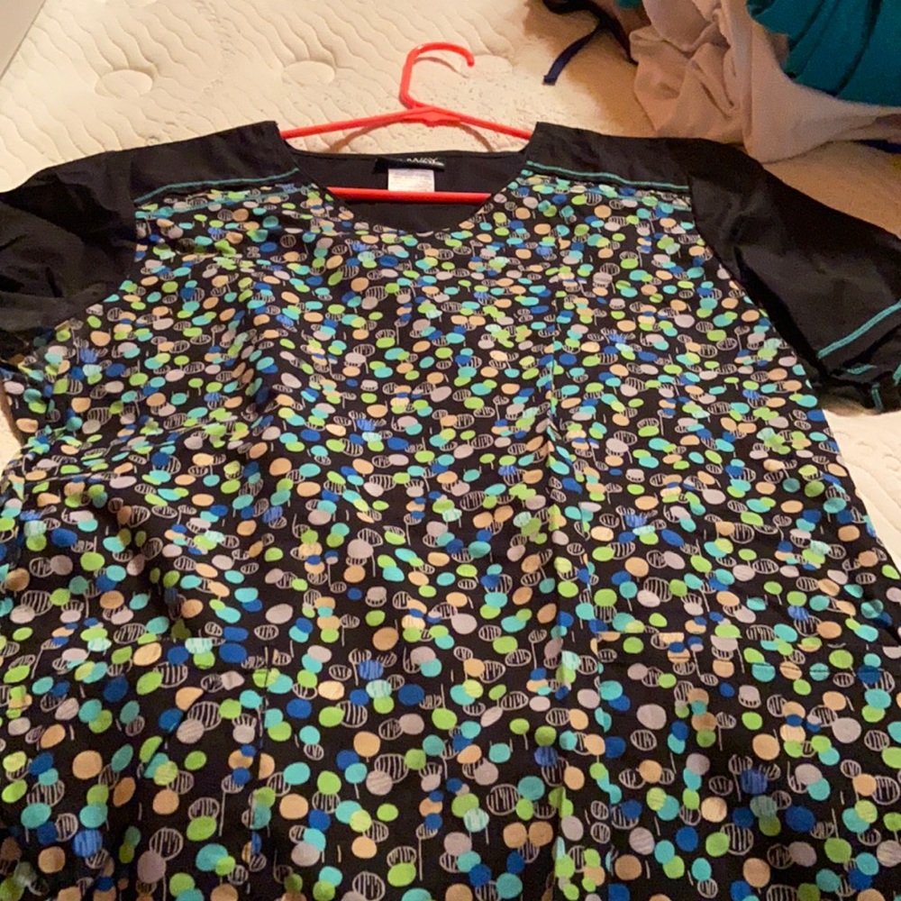 Runway by Cherokee scrub top